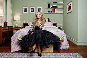 Sarah Jessica Parker Hosts Carrie Bradshaw's Apartment (and Closet) on Airbnb 
