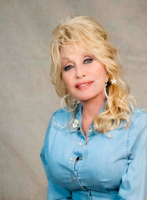 Dolly Parton to Reunite With Jane Fonda & Lily Tomlin in GRACE & FRANKIE 
