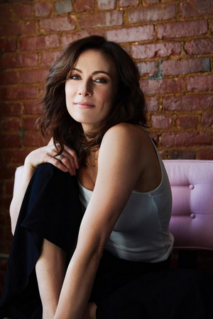 Review: Tony Award Winner Laura Benanti Debuts Beguiling Solo Cabaret Concert at OC's Segerstrom Center 