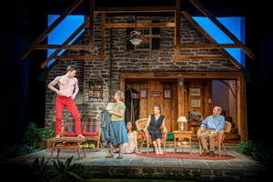 Review: VANYA AND SONIA AND MASHA AND SPIKE, Charing Cross Theatre Image