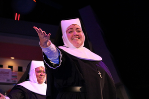 Review: NUNSENSE at Porchlight Music Theatre 