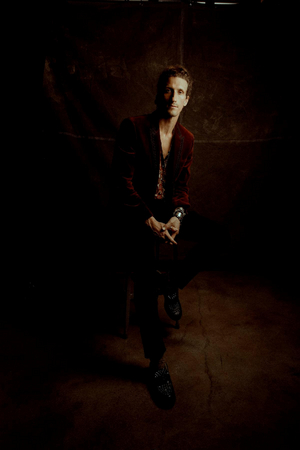 David Shaw Releases New Holiday Single 'Blue Christmas' Image
