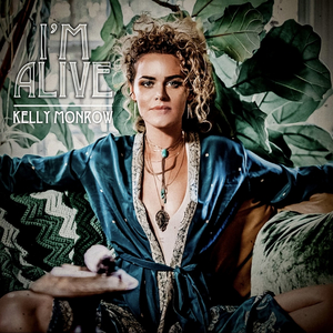 VIDEO: Kelly Dowdle Shares New 'I'm Alive' Music Video Image