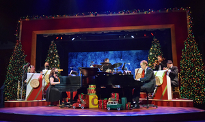 BWW Review: A BEEF & BOARDS CHRISTMAS is Merry and Bright at Beef & Boards 