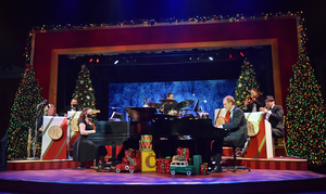 Review: A BEEF & BOARDS CHRISTMAS is Merry and Bright at Beef & Boards Image