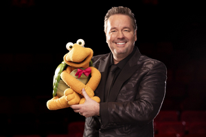 Feature: Terry Fator is Bringing Holiday Cheer with A VERY TERRY CHRISTMAS 