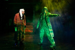 Review: A CHRISTMAS CAROL Returns to The Alley Theatre! Image