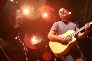 Jack Johnson Announces 2022 Summer Headline Tour 