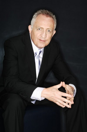 Bramwell Tovey Named Principal Conductor & Artistic Director Of RI Philharmonic Orchestra & Music School 