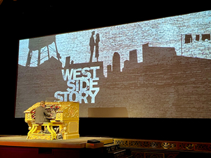 Feature: My Magical Retro Movie Experience at the El Capitan Theatre Image