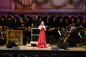 Kelli O'Hara to Replace Laura Benanti as Soloist With The New York Pops for BACK HOME FOR THE HOLIDAYS  Image