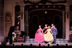 Review: THE NUTCRACKER is a Prancing Good Time at Houston Ballet Image