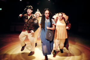 Review: OZ, Tobacco Factory Theatres Image