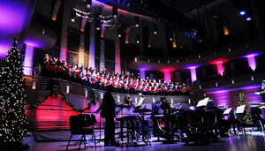 Review: THE WASHINGTON CHORUS A CANDLELIGHT CHRISTMAS at The Music Center At Strathmore / Kennedy Center Concert Hall Image