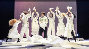 PAPER STORY Comes to the New Stage Beginning This Weekend Image