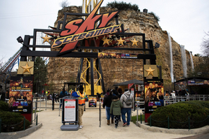 TBS & Six Flags Team Up For GO-BIG SHOW Experiences 
