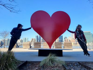 The Heart Monument to Be Displayed in Hunter's Point South Exhibited Through NYC Parks' Art In The Parks Program Image