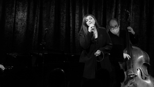 Review: ERIN BODE Presents Birdland Theater With Perfect Holiday Gift - A Magnificent Musical Program Image