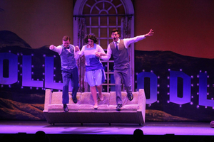 BWW Review: SINGIN' IN THE RAIN at Broadway Palm 