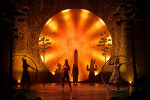 Cirque du Soleil's LUZIA Returns to Royal Albert Hall Image