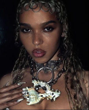 FKA twigs Releases New 'CAPRISONGS' Mixtape Image