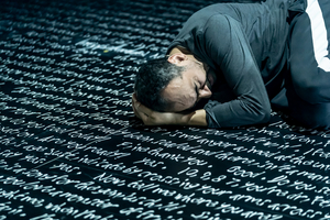 Review: CONUNDRUM, Young Vic Image