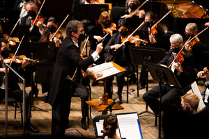 BWW Review: Symphonic Return To Bid Farewell to John Varineau at An American in Paris! 