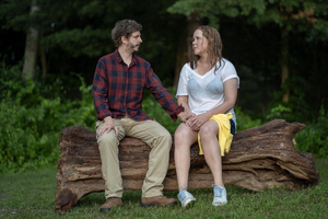 Photo: First Look at Amy Schumer & Michael Cera in LIFE & BETH Image