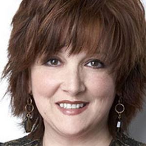 Interview: COME FROM AWAY Cast Member Julie Johnson Image
