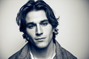 Jonah Kagen Shares New Single 'Drowning' Image