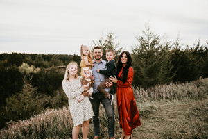 HGTV Greenlights New Series FARMHOUSE FABULOUS Starring Chelsea & Cole Deboer of TEEN MOM 2 Image