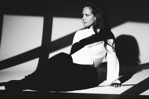 I Am Snow Angel Releases Title-Track From Her Upcoming LP 'Lost World' Image