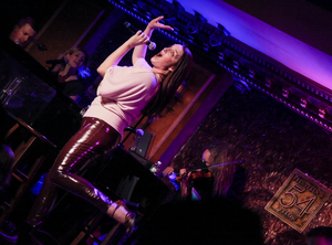 Review: Julia Murney Nurtures Full 54 Below House with SOOTHE MY SOUL  Image