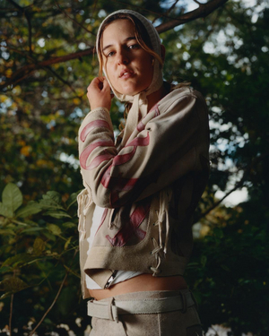 Tiberius B Shares New Single 'Olivia' Image