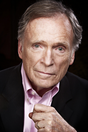Dick Cavett to Receive WGAE's Evelyn F. Burkey Award at 2022 Writers Guild Awards 