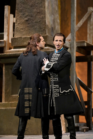 Review: Dazzling RODELINDA Proves the Met's Not Too Big To Handle Handel Image