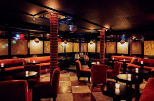 CANARY CLUB on the LES Offers Music, Cocktails and Tasty Bites Image