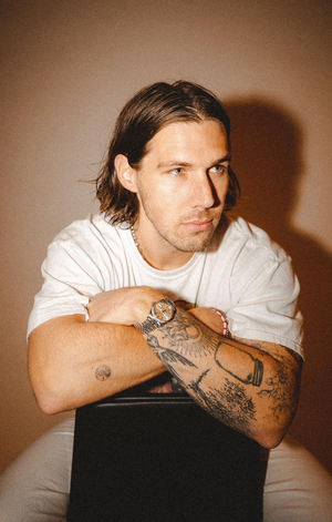 Jake Scott Releases New Single 'Texas Girl' Image