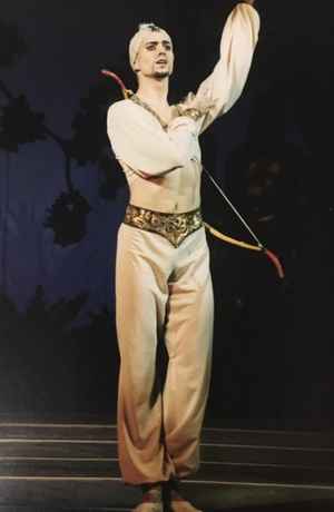 Ukrainian Ballet Dancer Artyom Datsishin Dead at 43 From Russian Shelling Image
