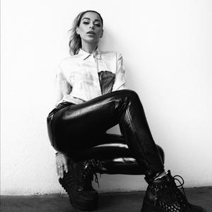 Lauren Mia Releases New Single 'Ohm' Image