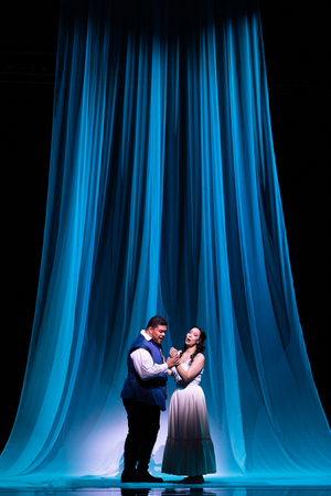 Review: San Diego Opera's Creative and Effective ROMEO AND JULIET Image