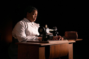Review: INTIMATE APPAREL is Delightfully Shocking at Actor's Express 