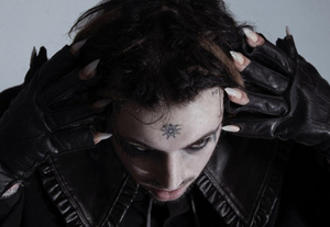 Mad Kelly Channels 2000's Rock with