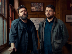 Bear's Den Debuts New Song 'Frightened Whispers' Image