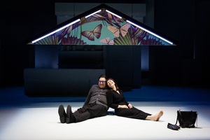 Review: Life Rings With The Alley Theatre's Delirious DEAD MAN'S CELLPHONE Image