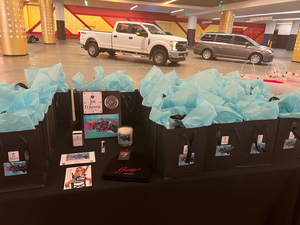 Feature: CIRCA HOSTS PRE-GRAMMY GIFTING DRIVE-UP EVENT Image