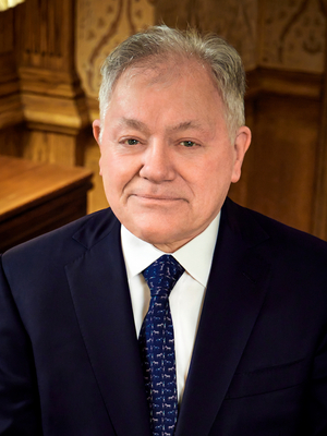 Robert E. Wankel to Receive 2022 Isabelle Stevenson Tony Award Image
