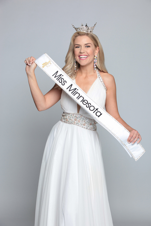 Interview: Chatting with Miss Minnesota Elle Mark on Musical Theatre! Image