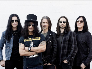 Slash Featuring Myles Kennedy and The Conspirators to Release Live LP 