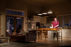 Review: MIDDLE, National Theatre Image